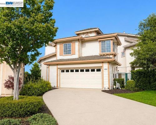 5630 Highcrest Ct, Pleasanton, CA, 94588-9661 | Card Image