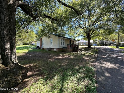 114 Elm St, Bruceton, TN, 38317-1816 | Card Image