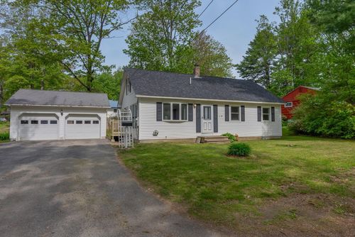 8 Center St, Lisbon, ME, 04252-1402 | Card Image