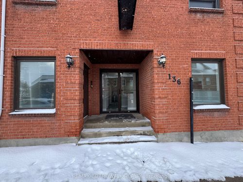 136 Prescott St, Kemptville, ON, K0G1J0 | Card Image