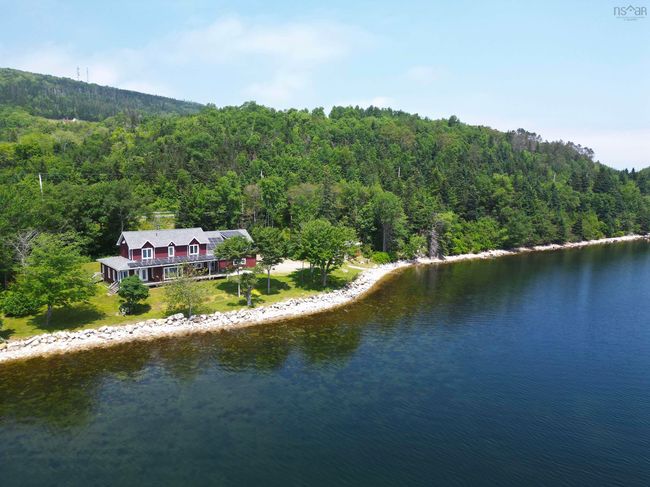 5276 Marble Mountain Rd, House other with 3 bedrooms, 3 bathrooms and 3 parking in Marble Mountain NS | Image 35
