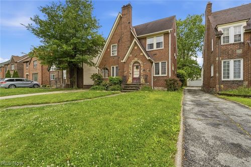 3632 Harvey Rd, Cleveland Heights, OH, 44118-2216 | Card Image