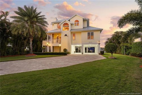 5675 Orange St, Stuart, FL, 34997-2400 | Card Image