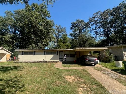 5 Delrose Dr, Little Rock, AR, 72209-2104 | Card Image