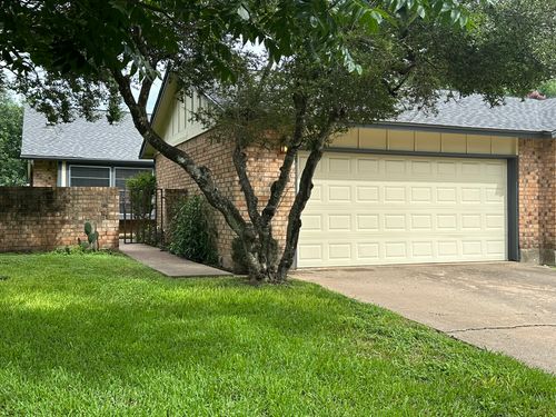 8e-9217 Singing Quail Drive, Austin, TX, 78758 | Card Image