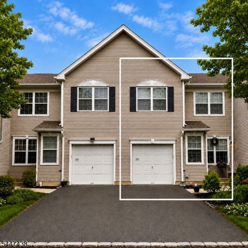 353 Cynthia Ln, Bridgewater, NJ, 08807-5687 | Card Image