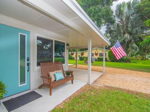 2630 47th Ave, Vero Beach, FL, 32966-2047 | Card Image