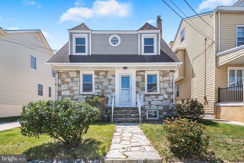 929 Lanning Ave, Lawrence Township, NJ, 08648-4521 | Card Image