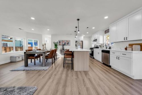 1539 E San Fernando St, San Jose, CA, 95116-2420 | Card Image