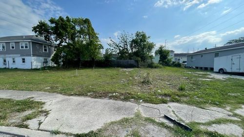 7225 Olive St, New Orleans, LA, 70125-1605 | Card Image