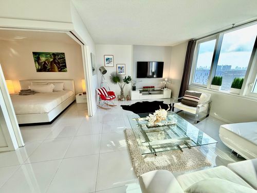 apt-931-2301 Collins Ave, Miami Beach, FL, 33139-1628 | Card Image