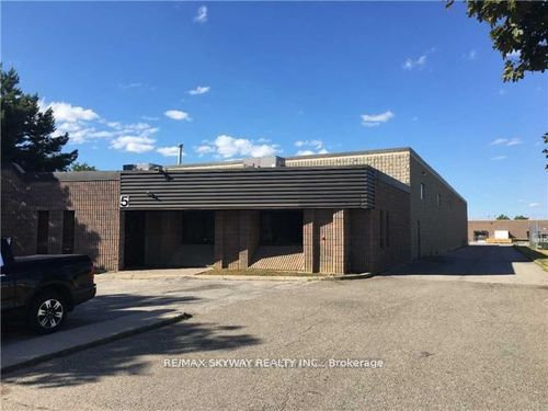 5 Automatic Rd, Brampton, ON, L6S4K6 | Card Image