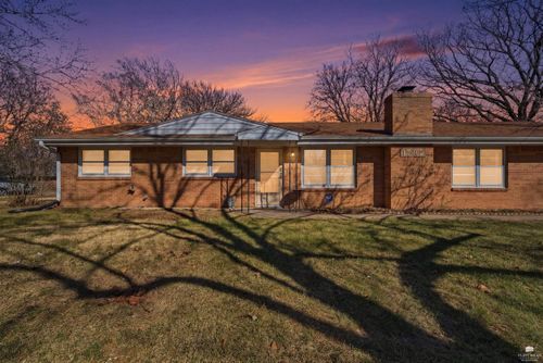 1732 Kenmar Dr, Manhattan, KS, 66502-2608 | Card Image