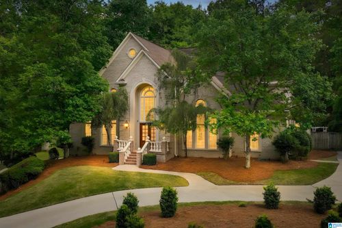 2715 Stonehaven Pl, Hoover, AL, 35242-4707 | Card Image