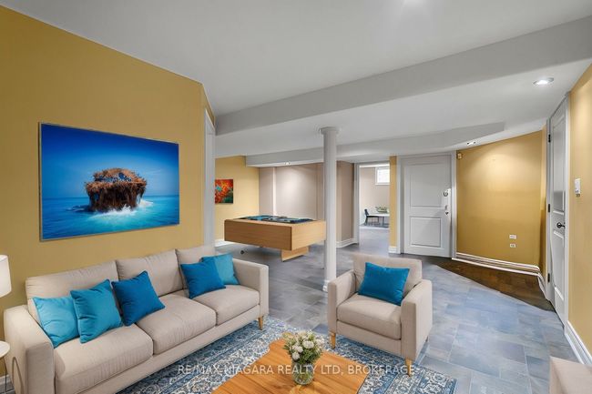 7149 Parkside Rd, House other with 6 bedrooms, 4 bathrooms and 2 parking in Niagara Falls ON | Image 18