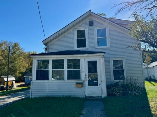 24 Pine Street, Gorham, NH, 03581 | Card Image