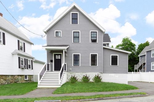 59 Sanford St, Melrose, MA, 02176-3658 | Card Image