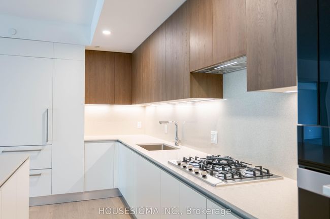 210G - 200 Keewatin Ave, Condo with 3 bedrooms, 2 bathrooms and 2 parking in Toronto ON | Image 5