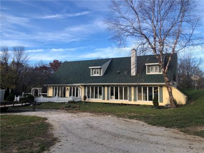 22200 Se Hidden Valley Road, House other with 3 bedrooms, 2 bathrooms and null parking in Peculiar MO | Image 2