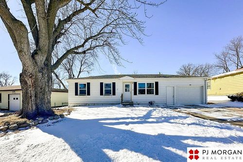 7514 Chandler Hills Dr, Bellevue, NE, 68147-2108 | Card Image
