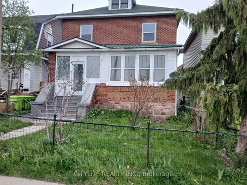 244 Albert St W, Sault Ste Marie, ON, P6A1B6 | Card Image