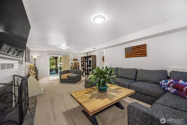 24028 6 Th Pl W, House other with 4 bedrooms, 4 bathrooms and 2 parking in Bothell WA | Image 17