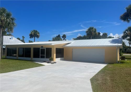 5845 Garretts Rd, Micco, FL, 32976-2640 | Card Image