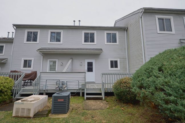APT-49 - 69 Northwest Drive, Condo with 2 bedrooms, 2 bathrooms and null parking in Plainville CT | Image 11