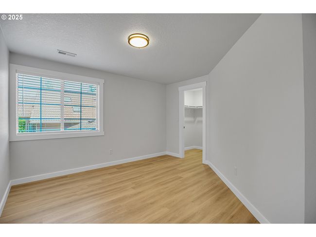 1111 Sw Linneman Ave, House other with 5 bedrooms, 3 bathrooms and 3 parking in Gresham OR | Image 33