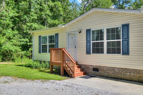 1711 Carolyn Lake Cir, Thomson, GA, 30824-4521 | Card Image