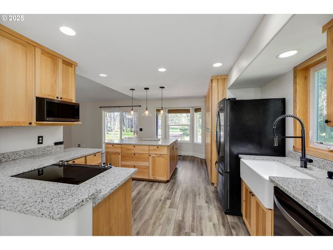 1206 Methodist Rd, House other with 3 bedrooms, 2 bathrooms and 1 parking in Hood River OR | Image 11