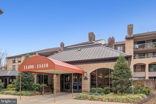 r-402-11400 Strand Dr, ROCKVILLE, MD, 20852-2937 | Card Image