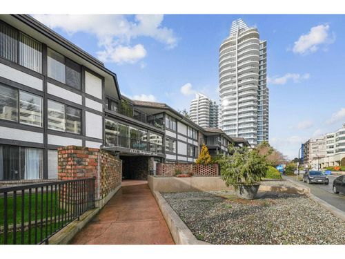 308-1437 Foster St, White Rock, BC, V4B3X6 | Card Image