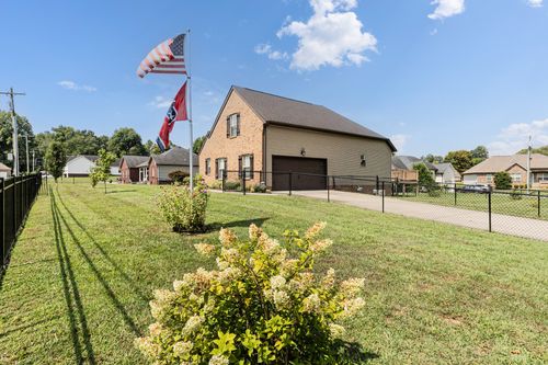 509 Gunn Ln, Springfield, TN, 37172-5198 | Card Image