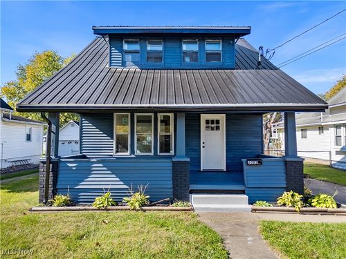 3305 4th Ave, Vienna, WV, 26105-1617 | Card Image