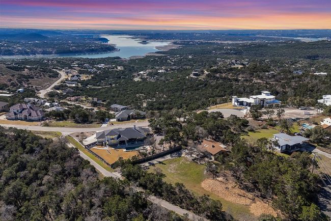 Aerial view with a water view | Image 4