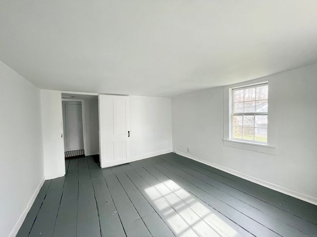 406 Redding Rd, House other with 3 bedrooms, 2 bathrooms and 3 parking in Redding CT | Image 11