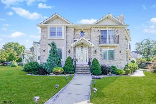 1081 Madison Hill Rd, Rahway, NJ, 07065-1934 | Card Image