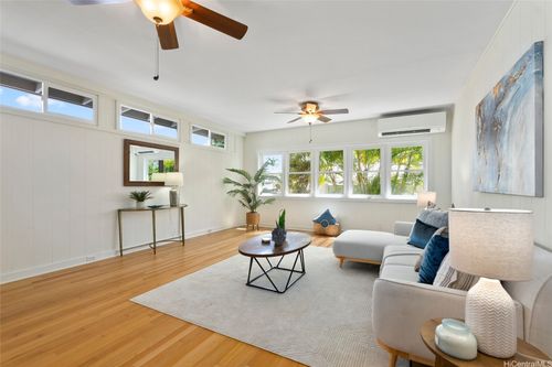 734 Kaipii St, Kailua, HI, 96734-7000 | Card Image