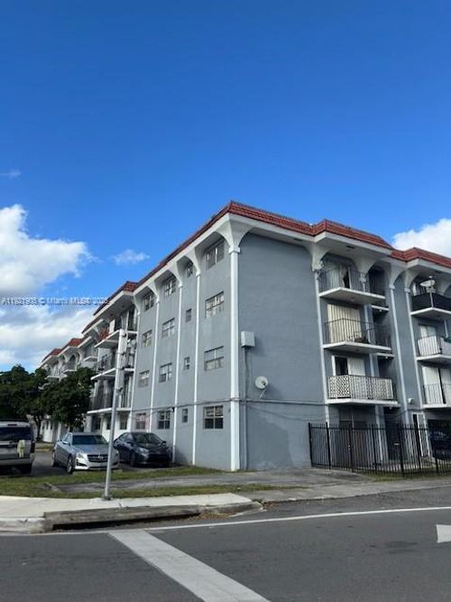 apt-209-13725 Ne 6th Ave, North Miami, FL, 33161-3753 | Card Image