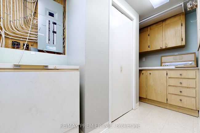 191 Invergordon Ave, House other with 6 bedrooms, 3 bathrooms and 4 parking in Scarborough ON | Image 36