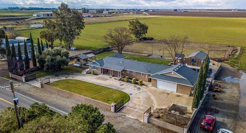 18393 Paradise Road, Tracy, CA, 95304 | Card Image