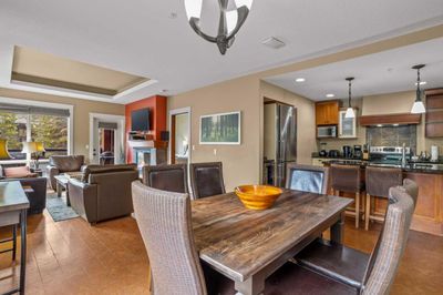 107 - 187 Kananaskis Way, Condo with 2 bedrooms, 2 bathrooms and 1 parking in Canmore AB | Image 2