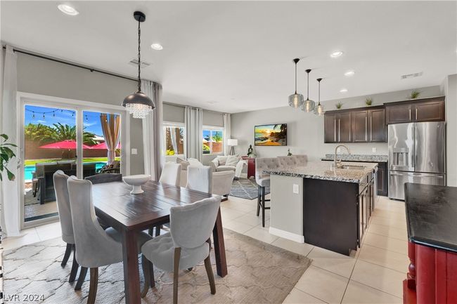 Large great room perfect for entertaining | Image 8