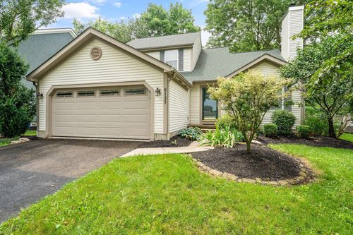 8135 Barlow Rd, Westerville, OH, 43081-8502 | Card Image