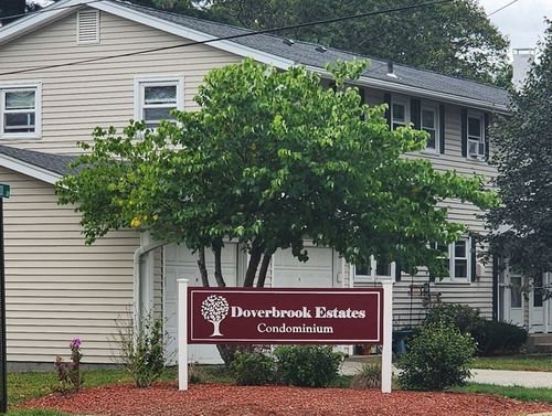 230-230 Greenwood Ter, Chicopee, MA, 01022-1108 | Card Image