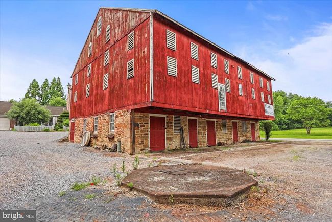 825 White Hall Rd, House other with 3 bedrooms, 3 bathrooms and null parking in LITTLESTOWN PA | Image 75