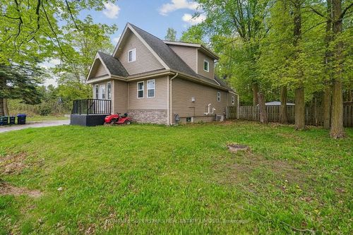 4290 Yonge St, Gilford, ON, L0L1R0 | Card Image