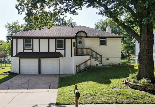 309 N Cleveland Ave, Belton, MO, 64012-1806 | Card Image