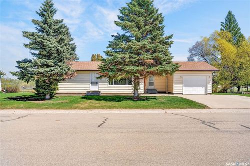 507 3rd Avenue N, Naicam, SK, S0K2Z0 | Card Image